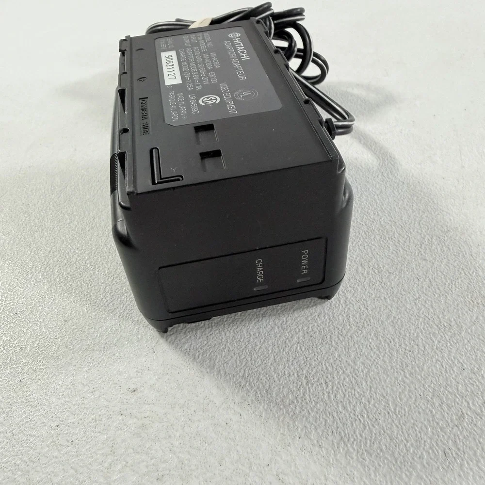 Hitachi VM-AC60A Camcorder Battery Charger Power Supply Adaptor TESTED WORKING